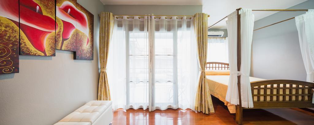 Luxury Town House In The Heart Of The Old City チエンマイ エクステリア 写真